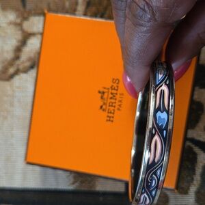 Hermes Black and Pink Enamel Bangle Size 7.5